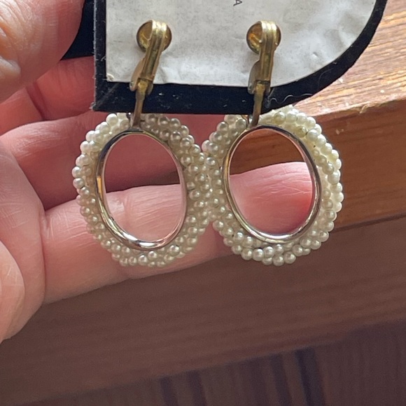 Vintage earrings pearl dangle clips - Picture 3 of 5
